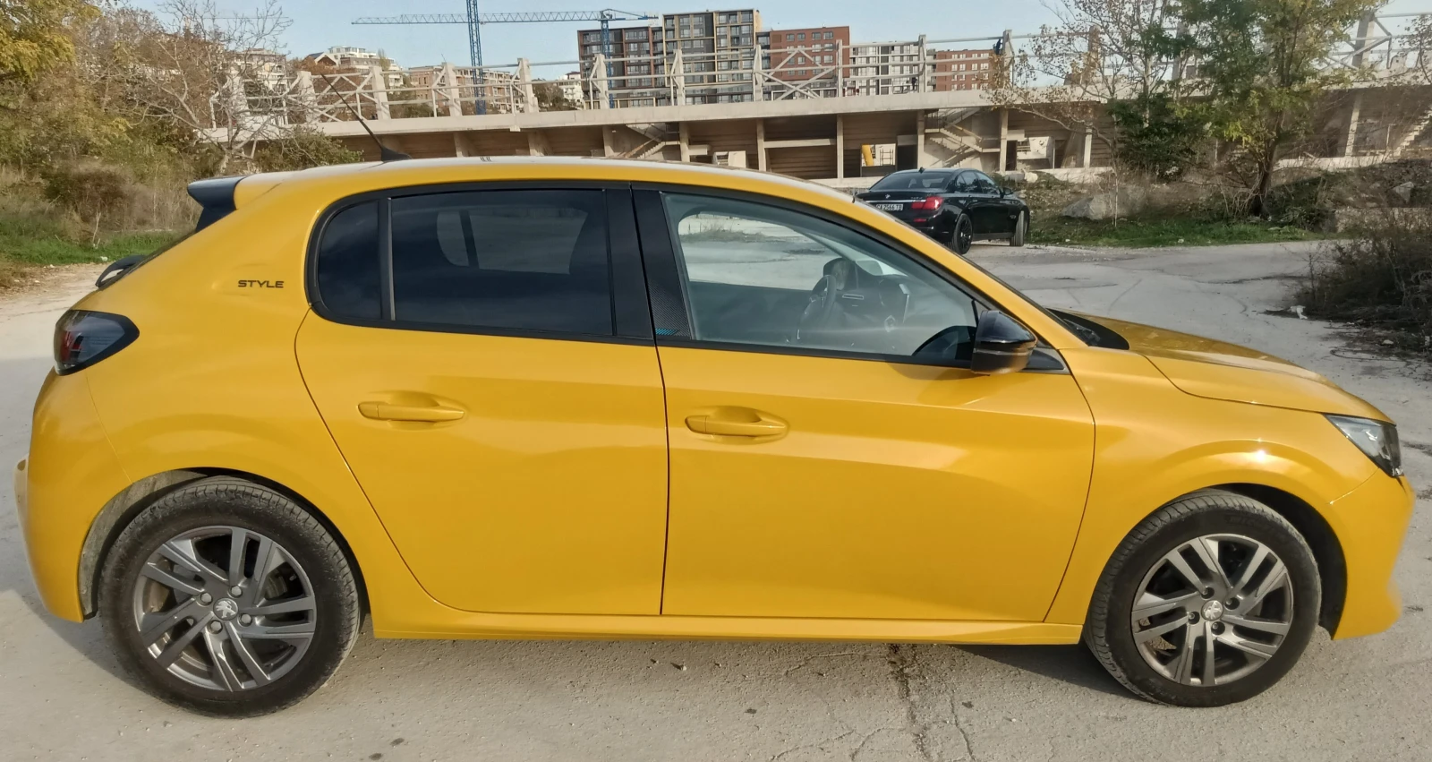 Peugeot 208  - изображение 8