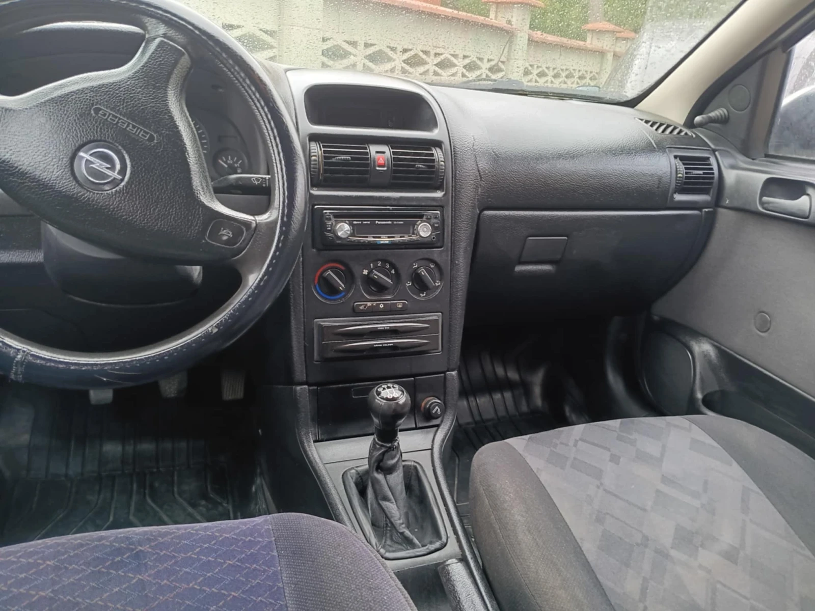Opel Astra 1.4 - изображение 8