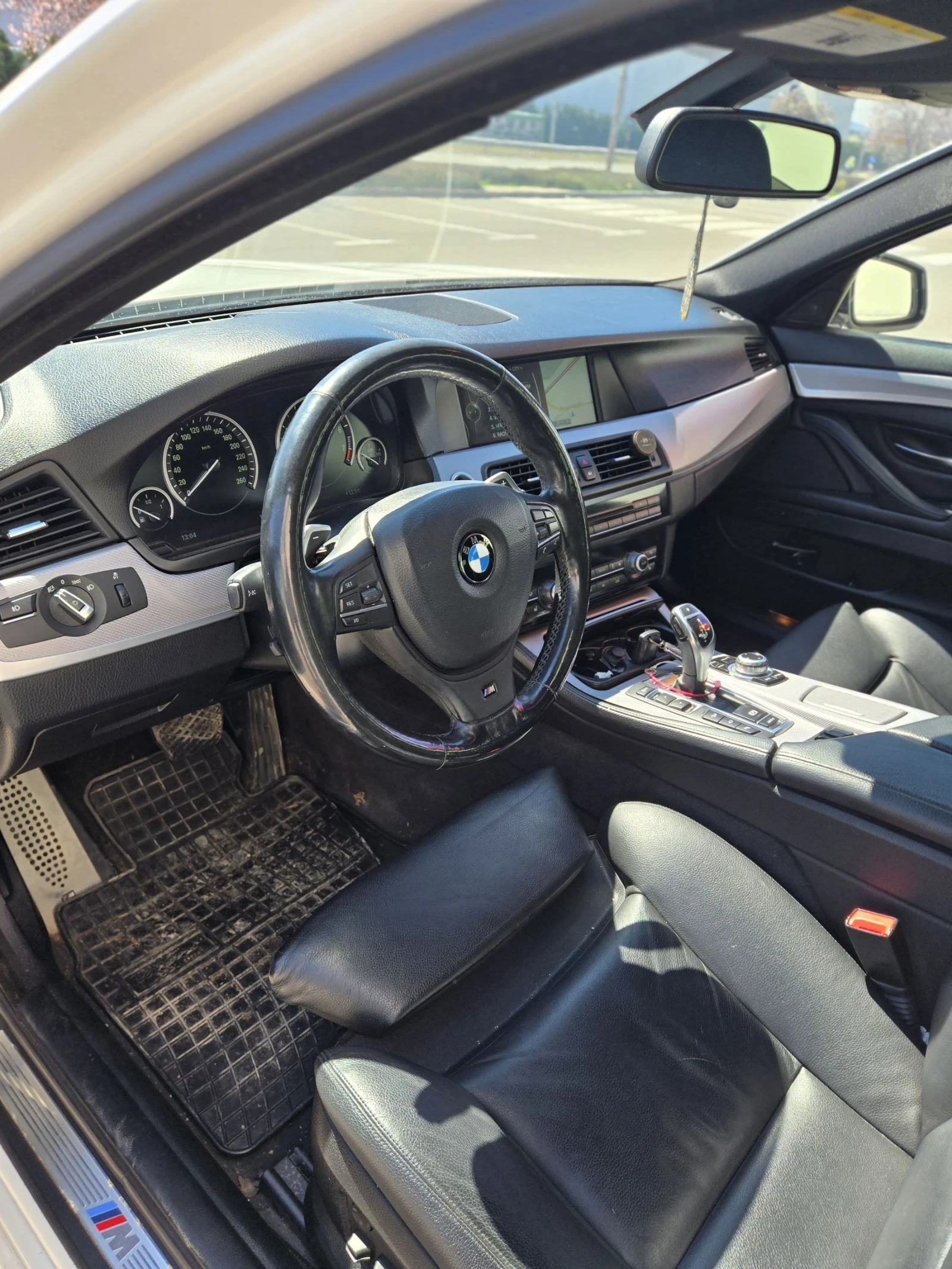 BMW 535 3.0i XDrive, снимка 9 - Автомобили и джипове - 54097915