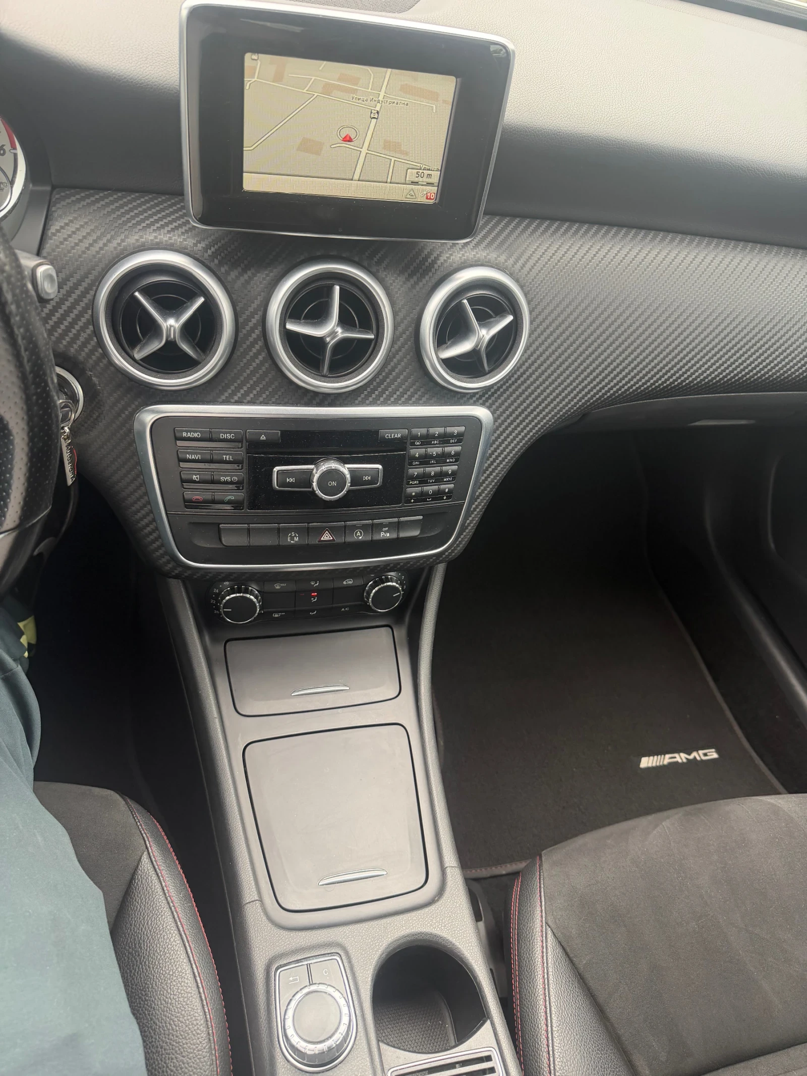 Mercedes-Benz A 180 A180 AMG, снимка 15 - Автомобили и джипове - 54551616