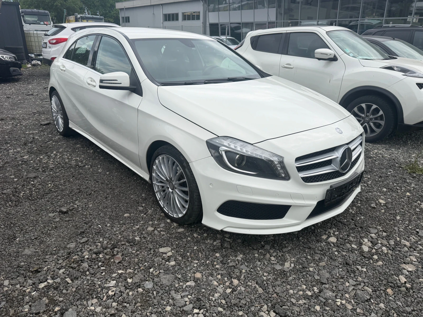 Mercedes-Benz A 180 A180 AMG, снимка 9 - Автомобили и джипове - 54551616