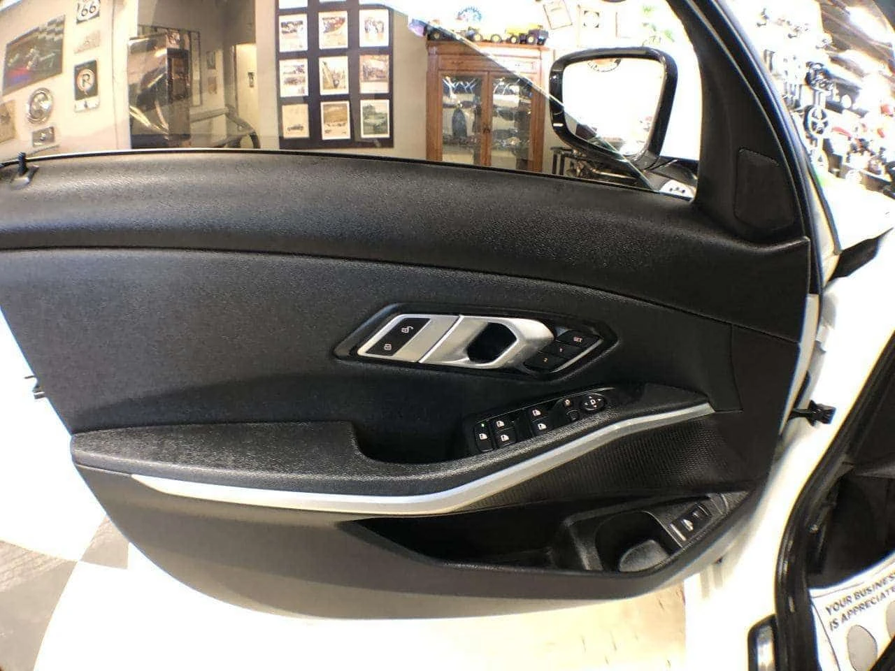 BMW 330 * xDrive NA * CARFAX * ���� �� �� | Mobile.bg � ����������� 15