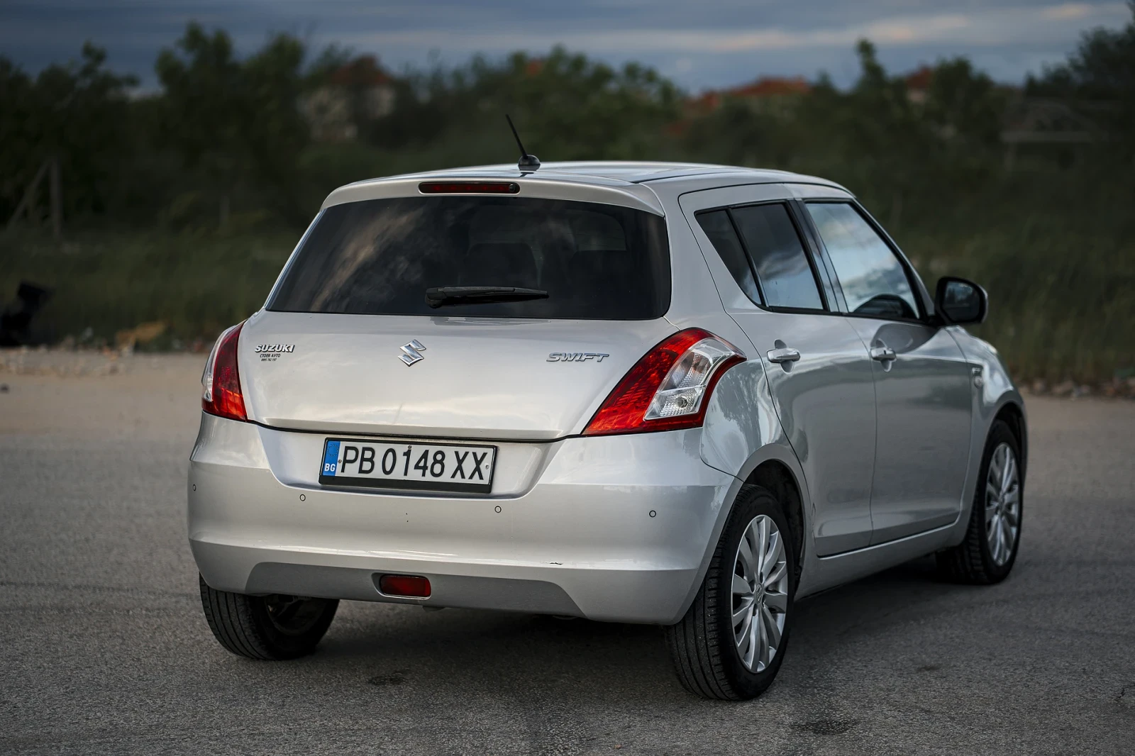 Suzuki Swift 1.3 DDIS , снимка 3 - Автомобили и джипове - 54607400