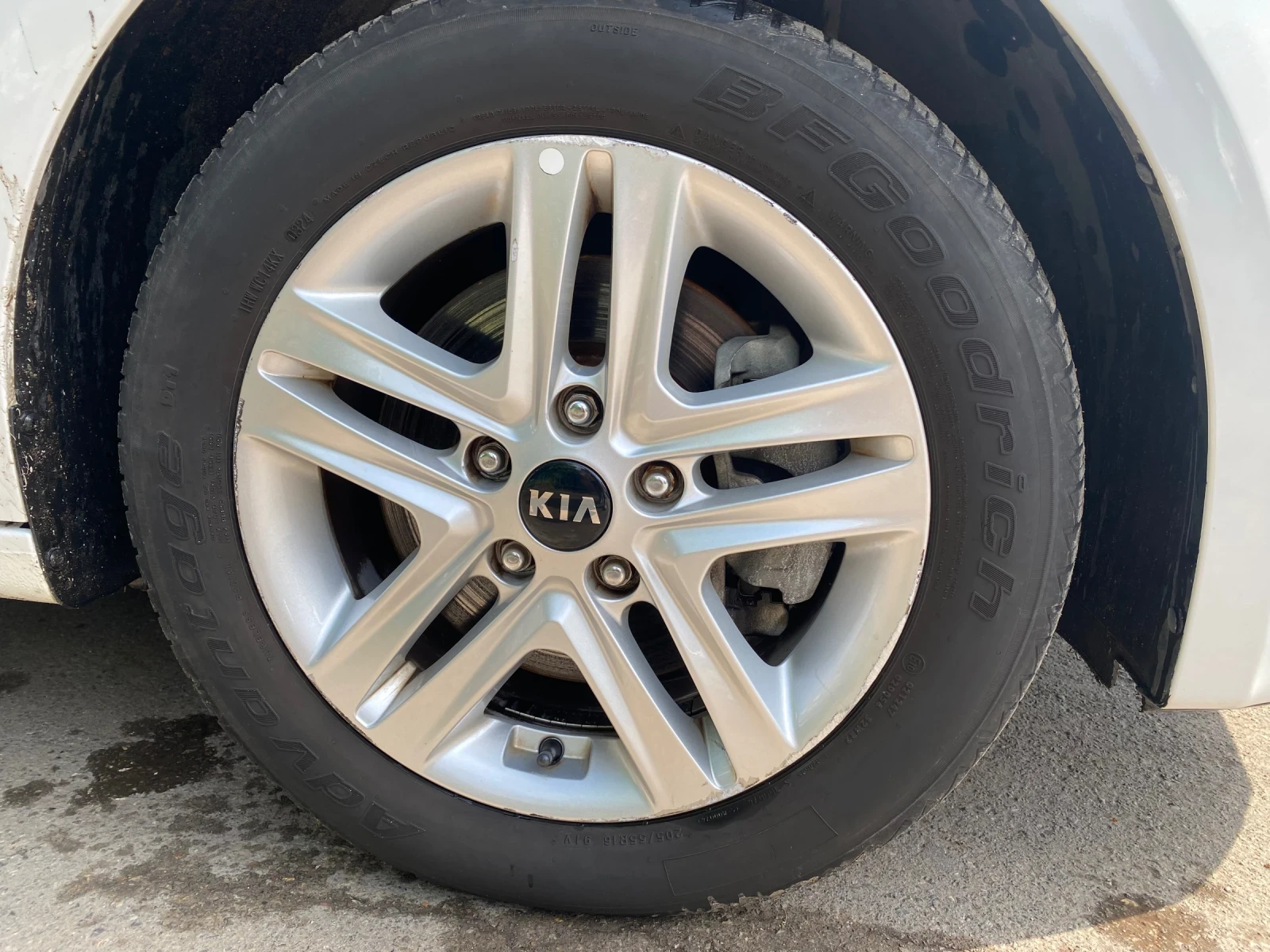 Kia Ceed 1.6 дизел MILD HIBRID, снимка 14 - Автомобили и джипове - 54806577