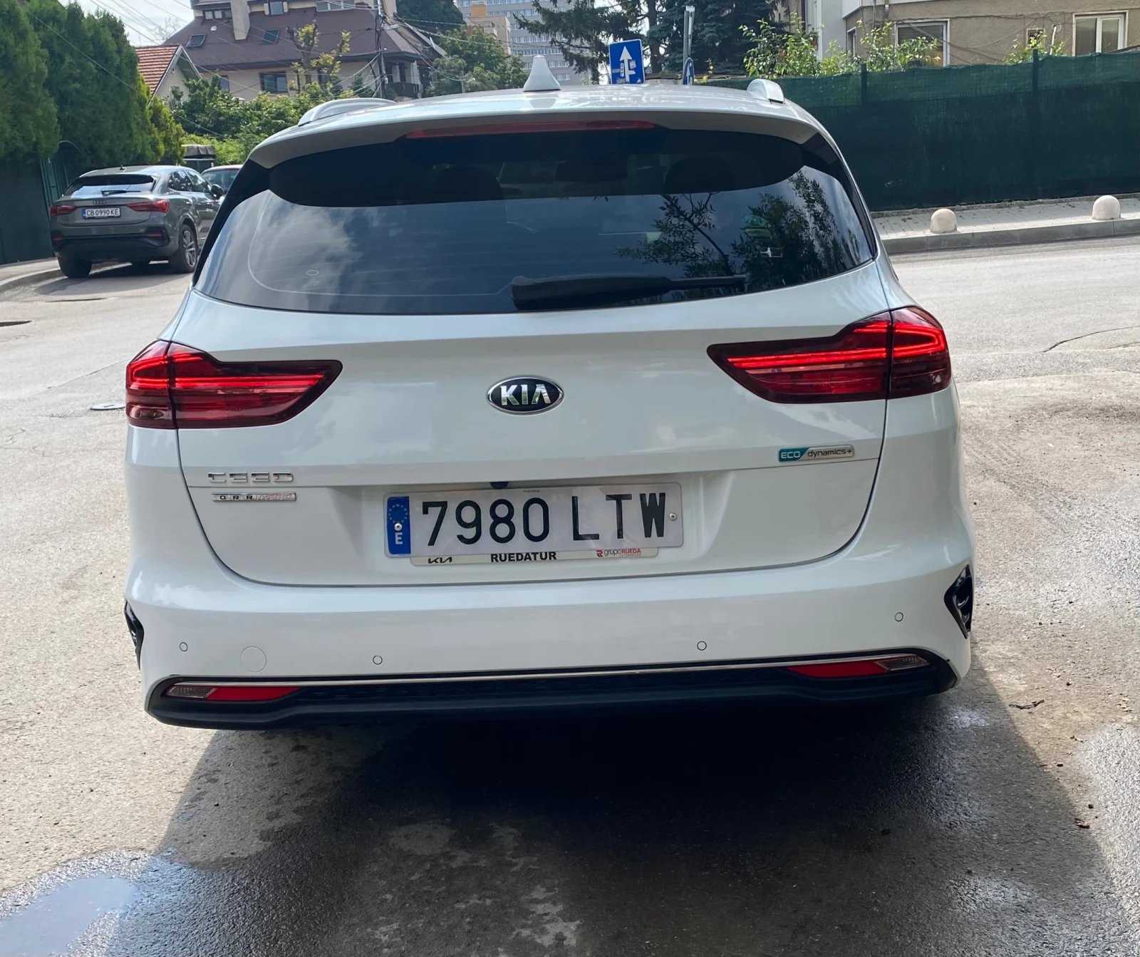 Kia Ceed 1.6 дизел MILD HIBRID, снимка 8 - Автомобили и джипове - 54806577
