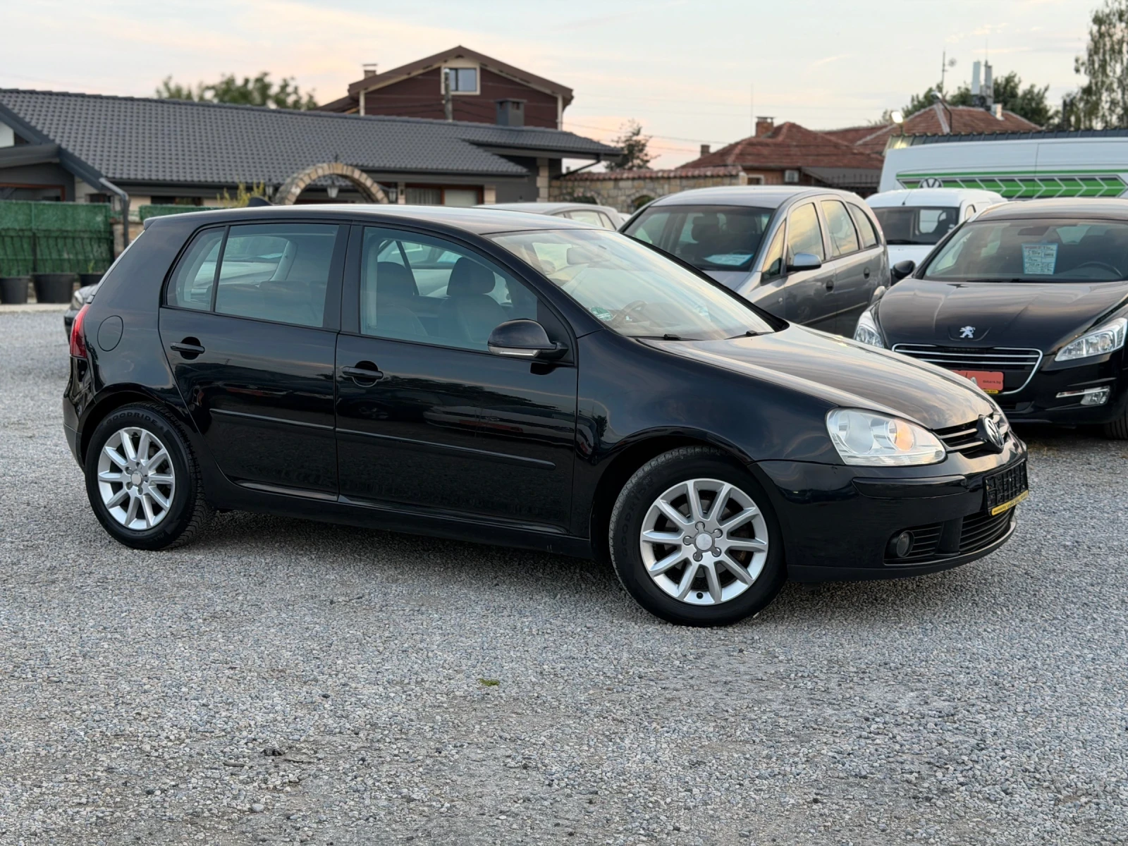 VW Golf 1.9TDI 105кс КЛИМАТИК ПОДГРЕВ, снимка 7 - Автомобили и джипове - 55322994