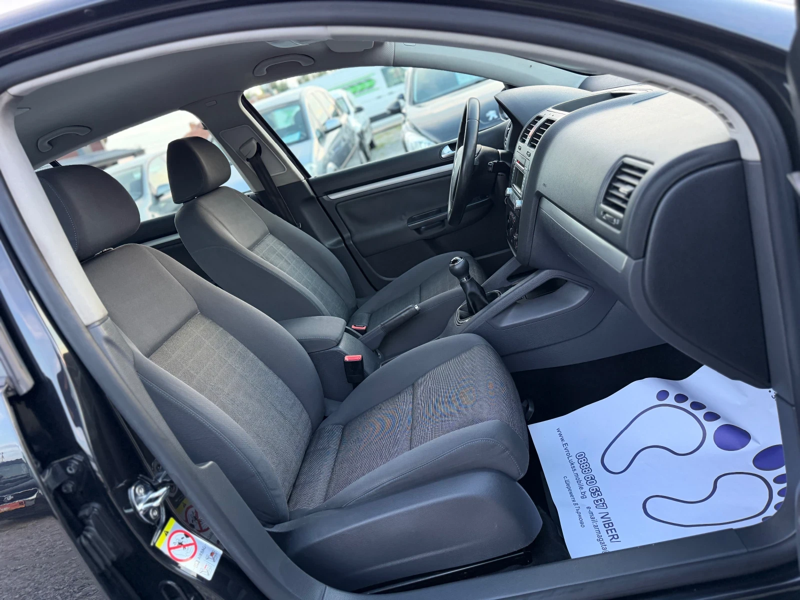 VW Golf 1.9TDI 105кс КЛИМАТИК ПОДГРЕВ, снимка 14 - Автомобили и джипове - 55322994