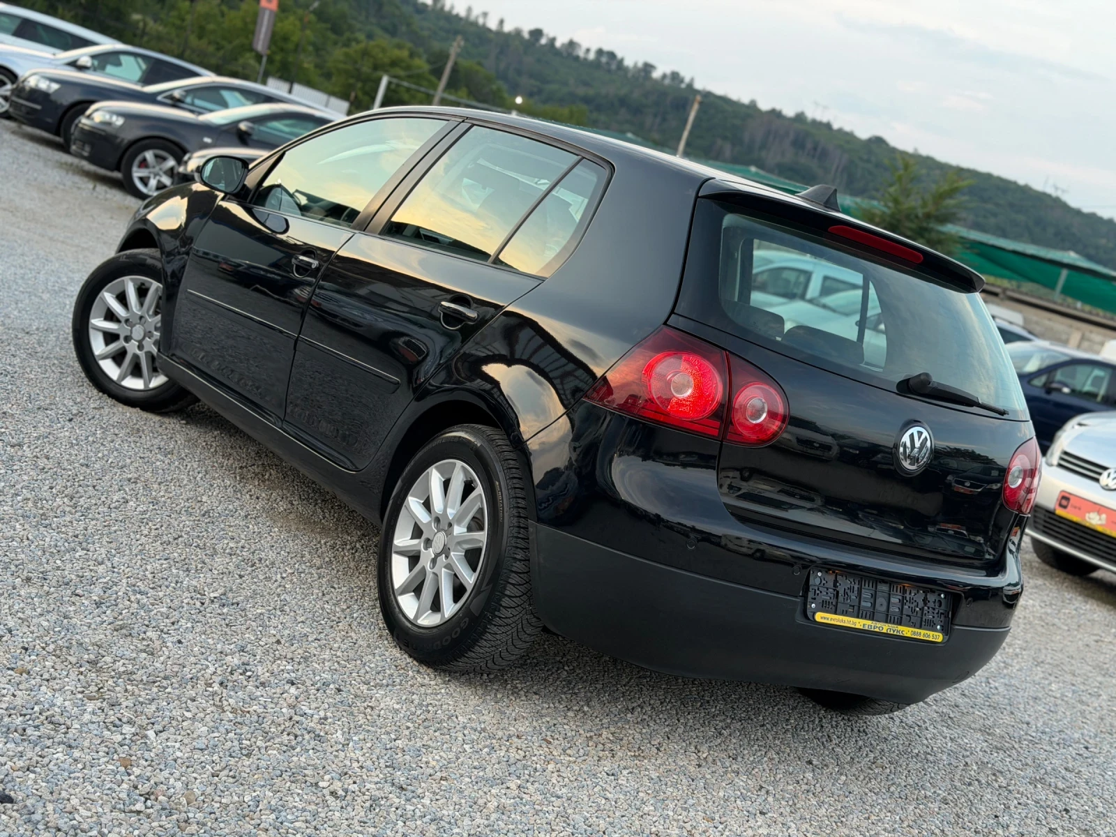 VW Golf 1.9TDI 105кс КЛИМАТИК ПОДГРЕВ, снимка 4 - Автомобили и джипове - 55322994
