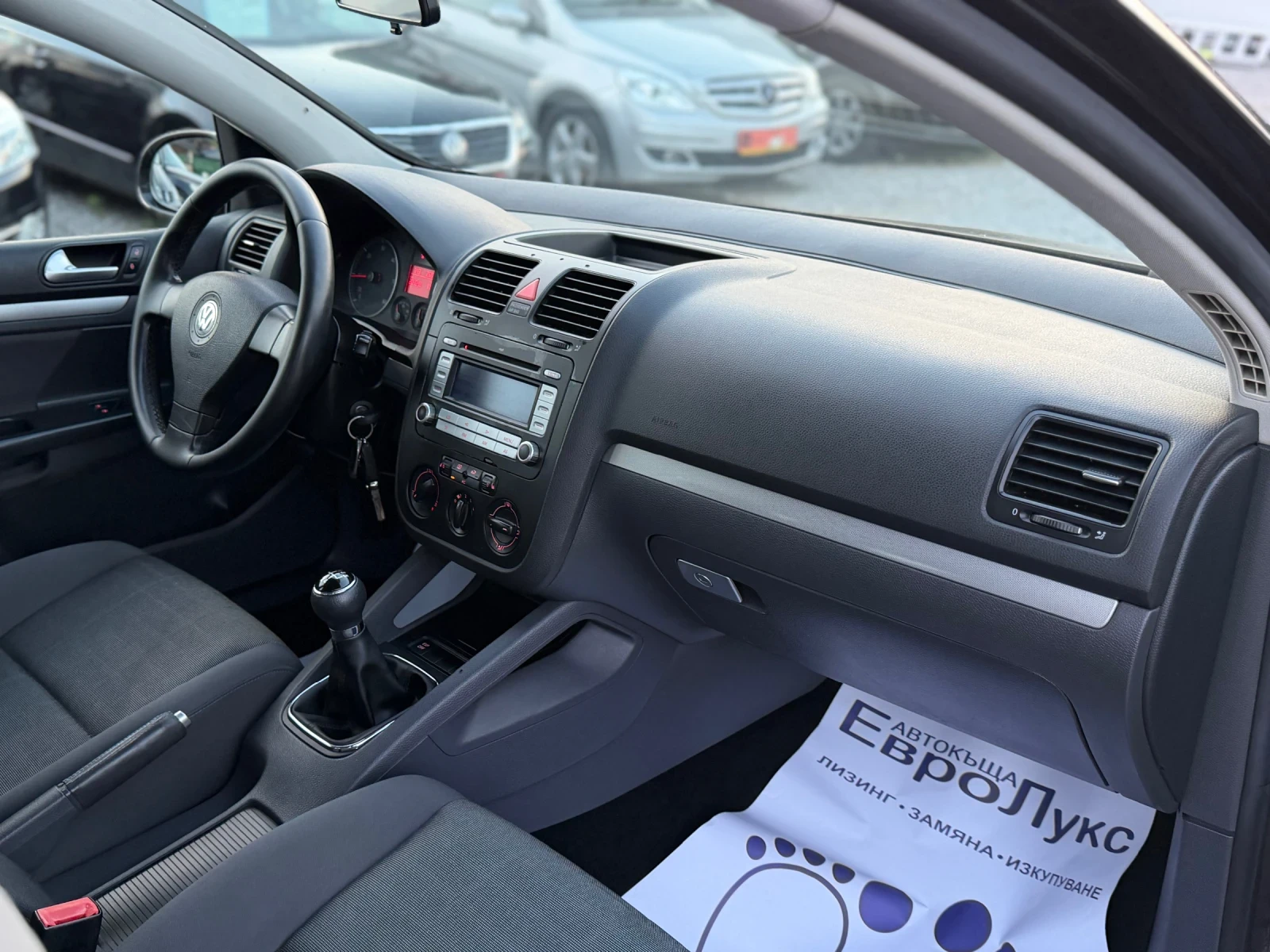 VW Golf 1.9TDI 105кс КЛИМАТИК ПОДГРЕВ, снимка 15 - Автомобили и джипове - 55322994