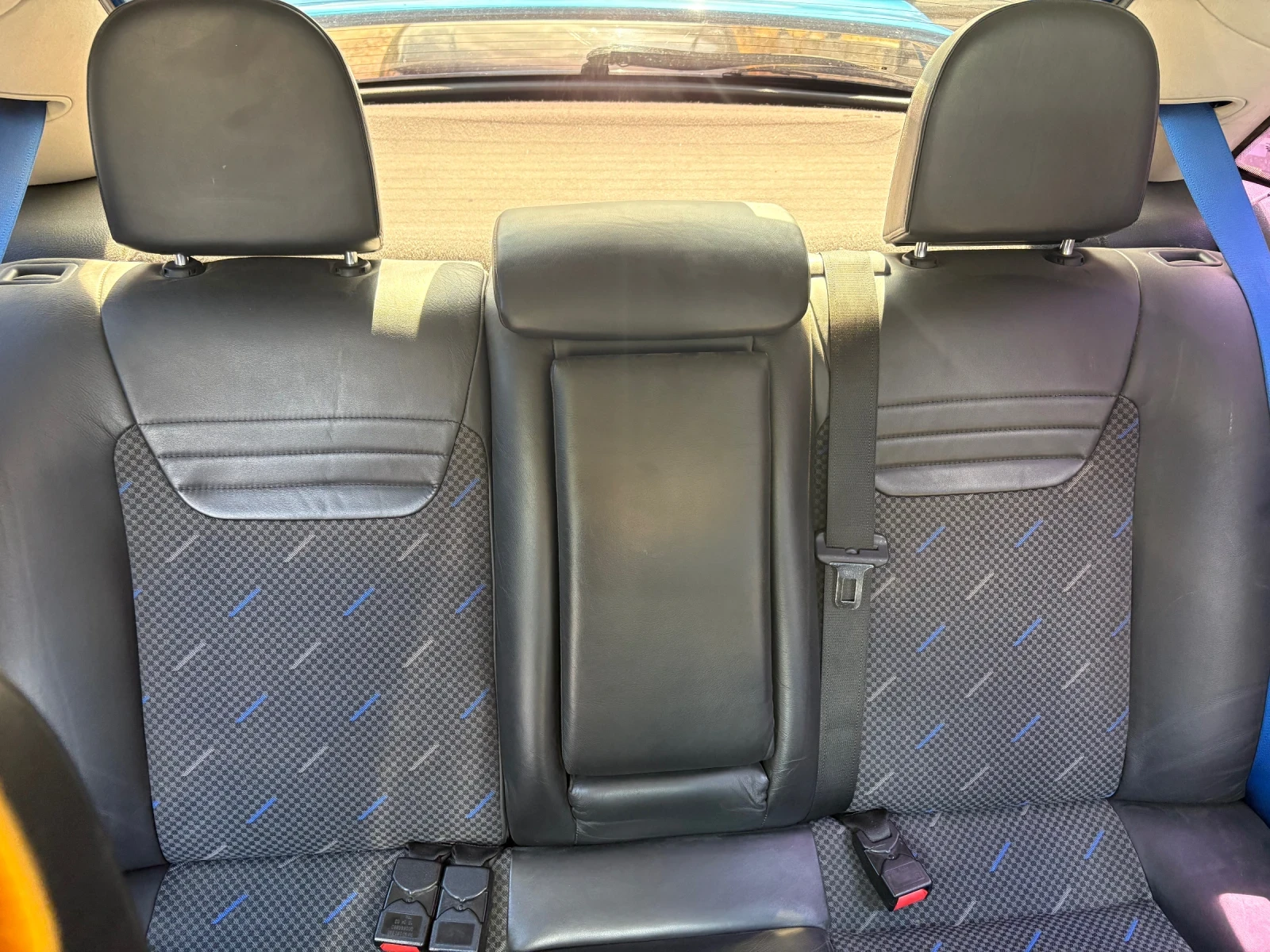Opel Astra, снимка 12 - Автомобили и джипове - 55399359