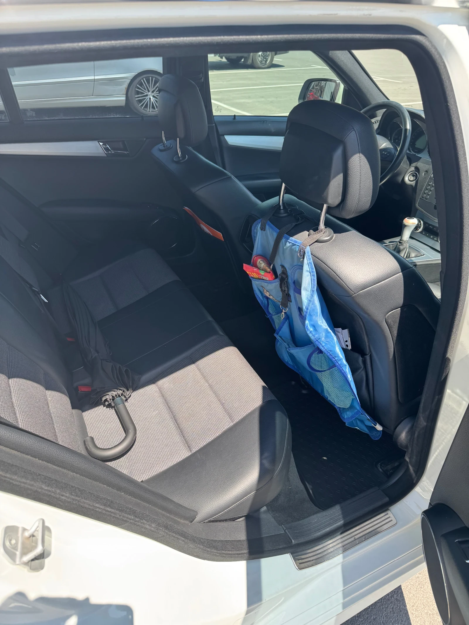 Mercedes-Benz C 180, снимка 13 - Автомобили и джипове - 55434266