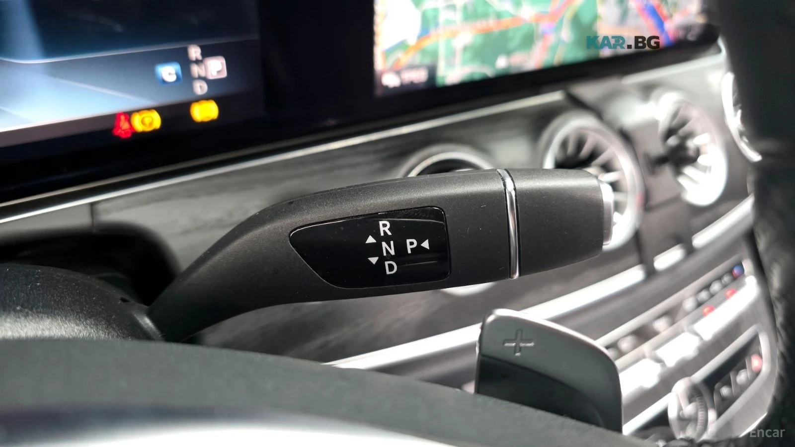 Mercedes-Benz E 220 4MATIC/COUPE/AMG-LINE/DRIVE-ASSISTS/SUNROOF, снимка 10 - Автомобили и джипове - 55735048