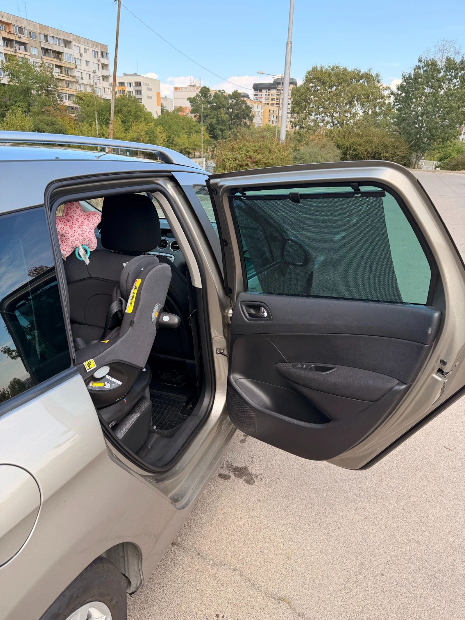 Peugeot 308 1.6 HDI Панорама/ГО/ГТП/Винетка, снимка 10 - Автомобили и джипове - 56332201