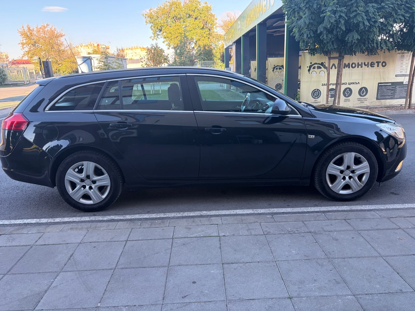 Opel Insignia 2.0 CDTI 130kc, снимка 6 - Автомобили и джипове - 56574138