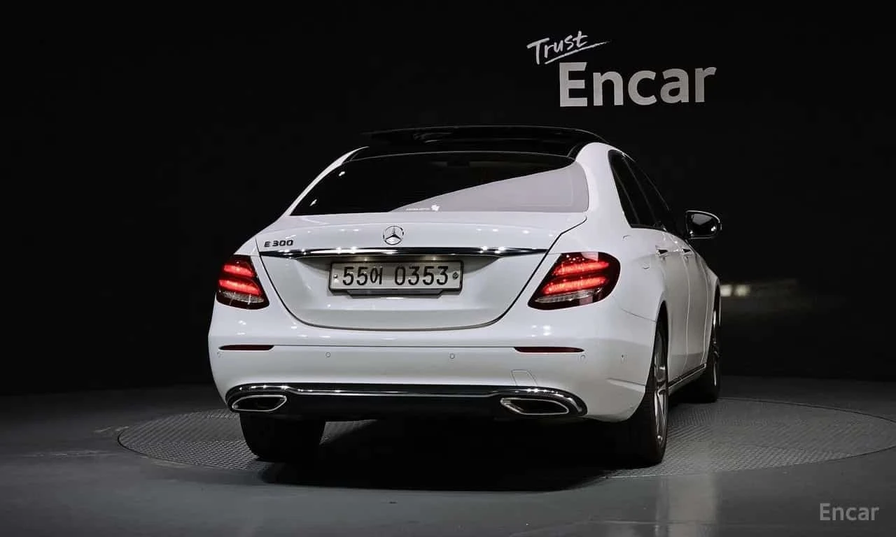 Mercedes-Benz E 300 * E300 Avantgarde * ���� �� �� | Mobile.bg � ����������� 4