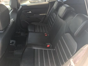 Dacia Duster 1.6i/Camera/Navi/Кожа, снимка 11