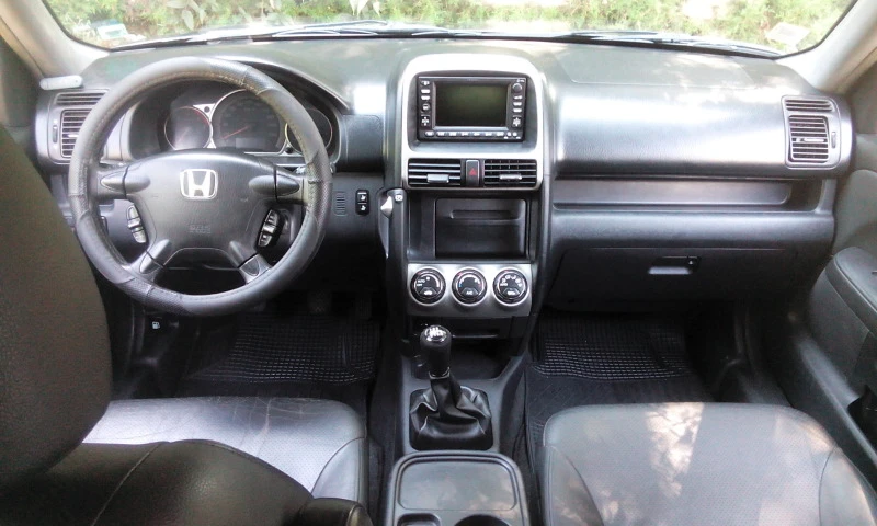 Honda Cr-v 2.2 D (140 Hp), снимка 6 - Автомобили и джипове - 47044315