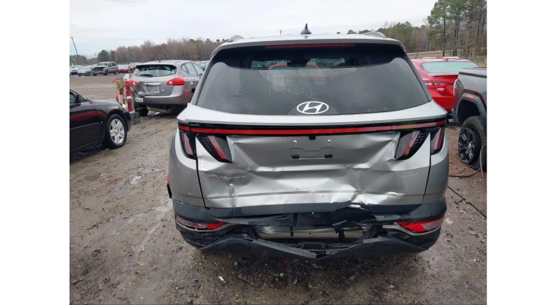 Hyundai Tucson SEL* FWD* ОБДУХ* DISTRONIC* LANE ASSIST* ДИГ.ТАБЛО, снимка 8 - Автомобили и джипове - 48694730