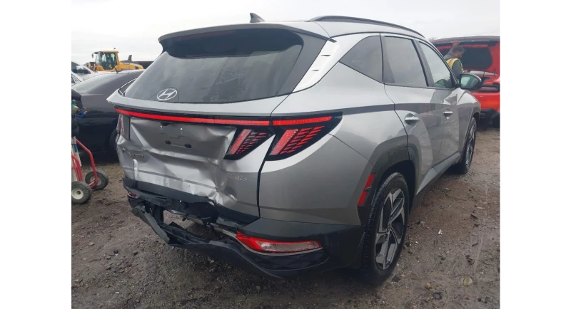 Hyundai Tucson SEL* FWD* ОБДУХ* DISTRONIC* LANE ASSIST* ДИГ.ТАБЛО, снимка 9 - Автомобили и джипове - 48694730