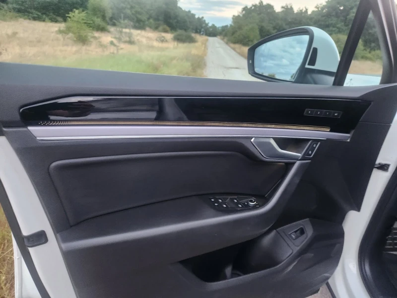 VW Touareg R line   50d BLACK EDITION, снимка 8 - Автомобили и джипове - 52472762