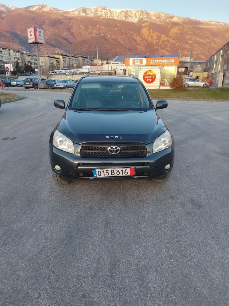 Toyota Rav4 2.2neufeis, снимка 2 - Автомобили и джипове - 53167496