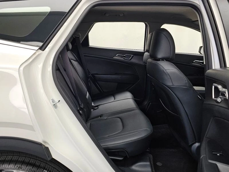 Kia Sportage 1.6 Automatic, снимка 16 - Автомобили и джипове - 55587791