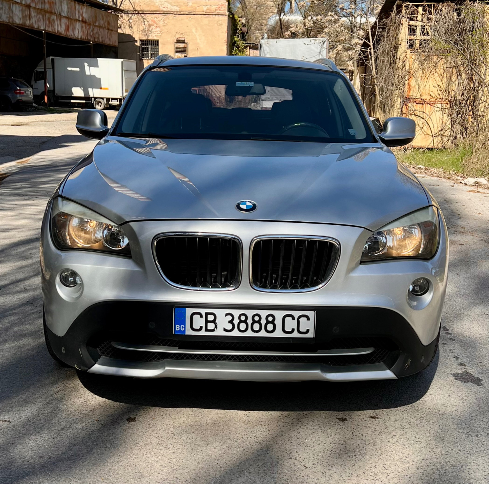 BMW X1 2.0D XDrive - изображение 1