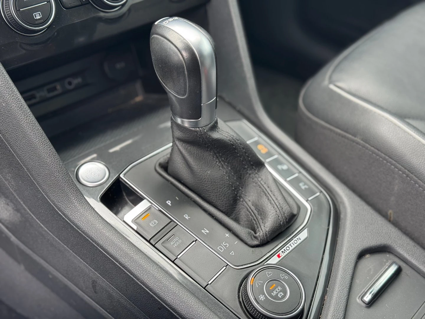 VW Tiguan 2.0 BiTDI SCR DSG 4MO HL - изображение 10