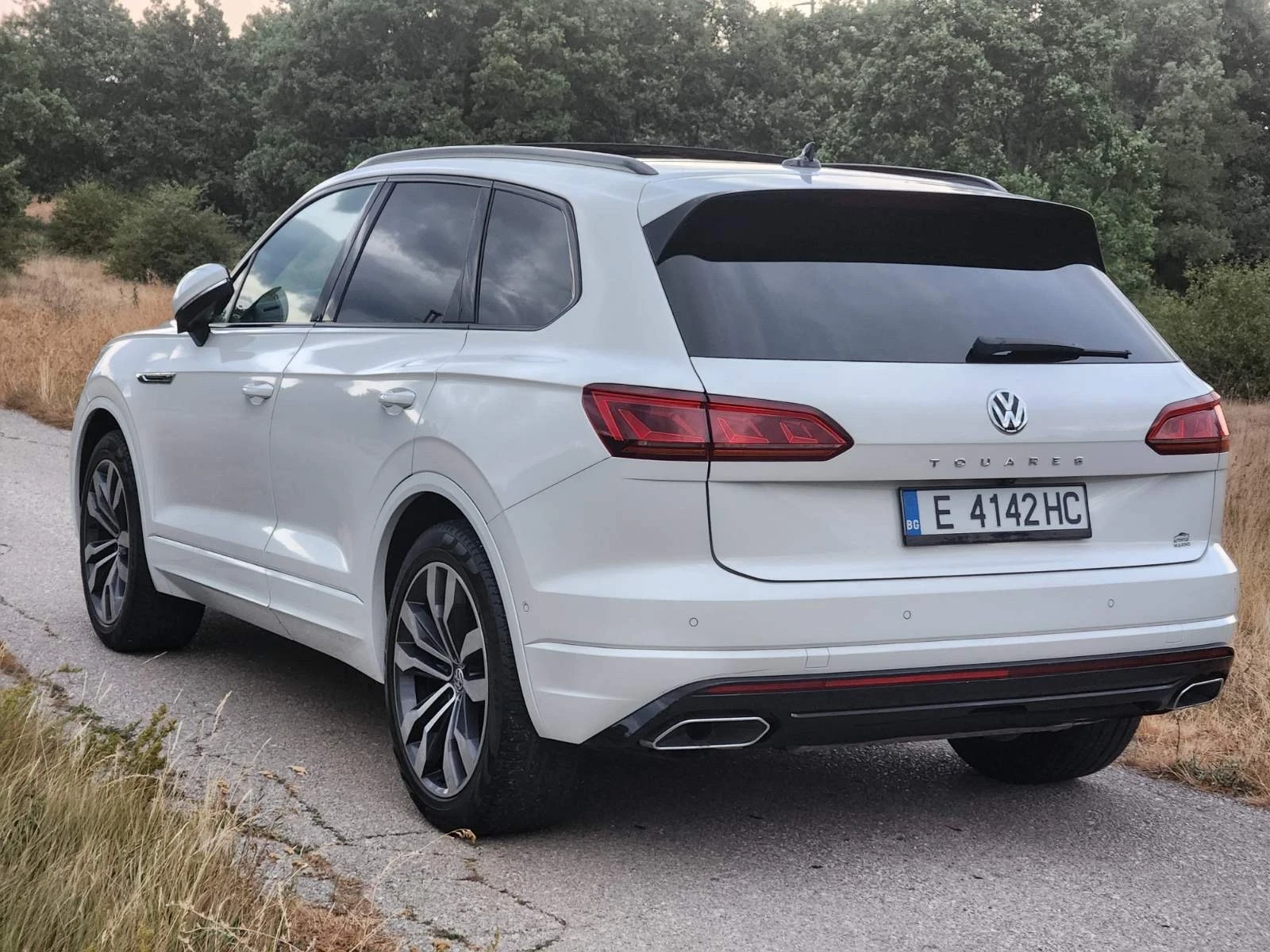 VW Touareg R line   50d BLACK EDITION - изображение 4