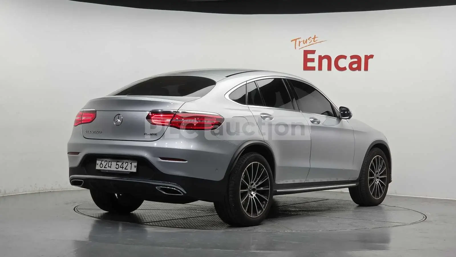 Mercedes-Benz GLC 250 AMG PK* BURMASTER* HEAD-UP* KEYLESS GO* КРАЙНА ЦЕН, снимка 4 - Автомобили и джипове - 54057918