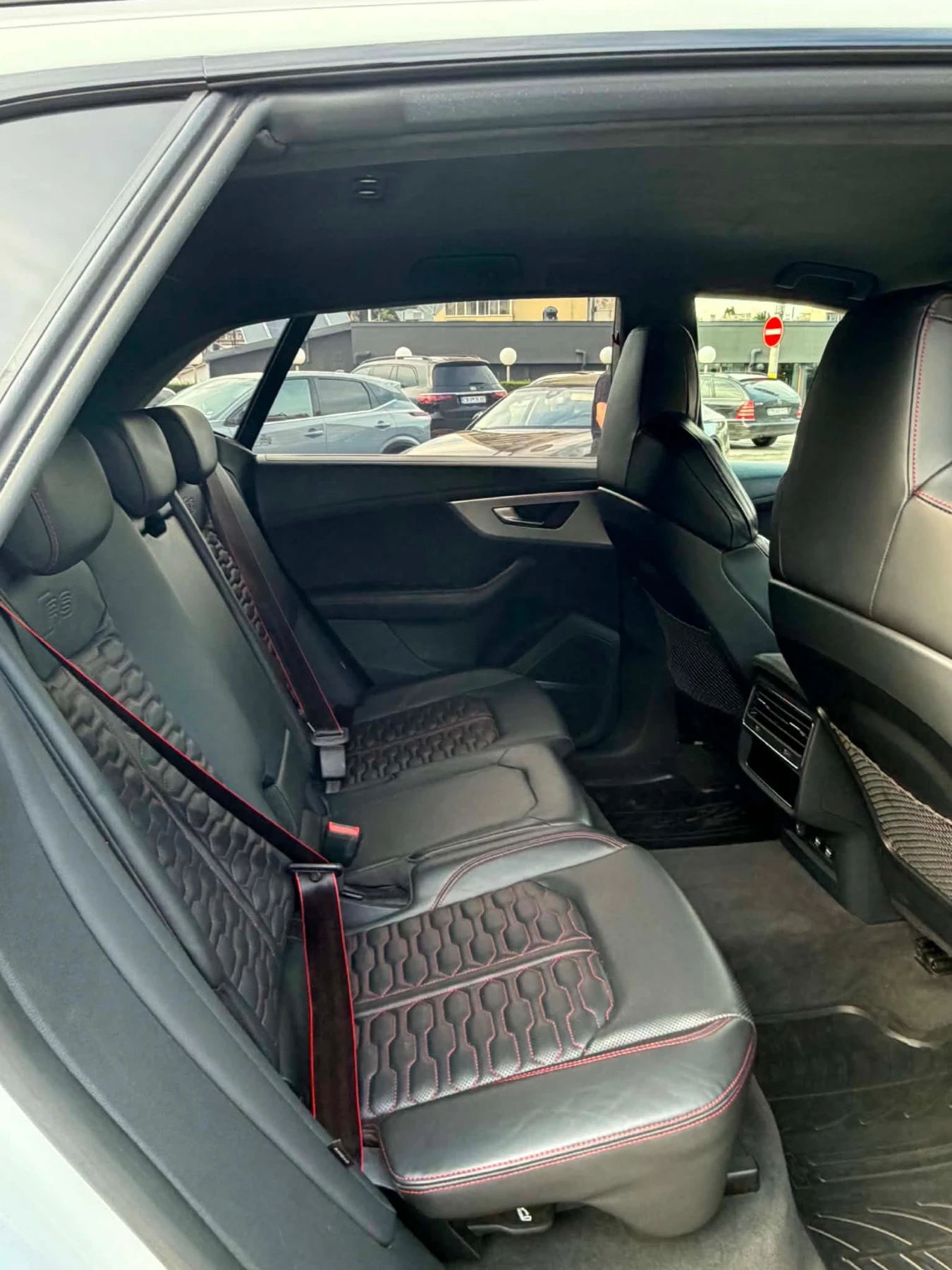 Audi RSQ8 Ceramic, снимка 10 - Автомобили и джипове - 55315808