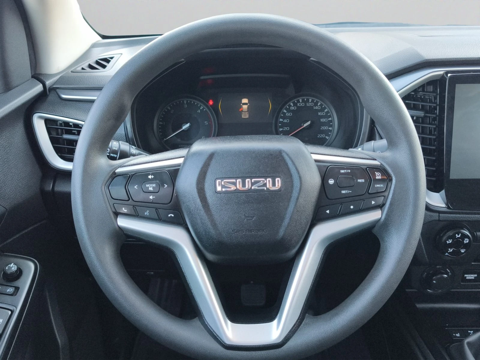 Isuzu D-max 4x4 D/C ACTIVITY//2308I018 | Mobile.bg � ����������� 10