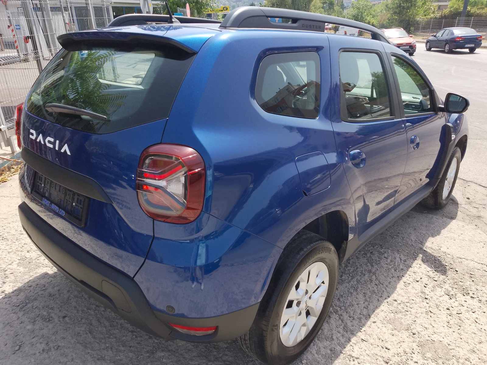 Dacia Duster 1.0 Tce/ECO-G/Фабрична Газ Landi Renzo, снимка 5 - Автомобили и джипове - 55854103