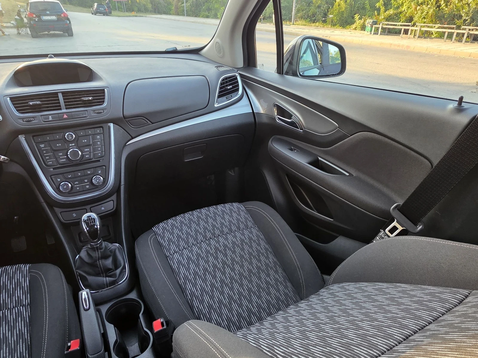 Opel Mokka 59600км!!!! 1.4Turbo 4х4 , снимка 12 - Автомобили и джипове - 55982749
