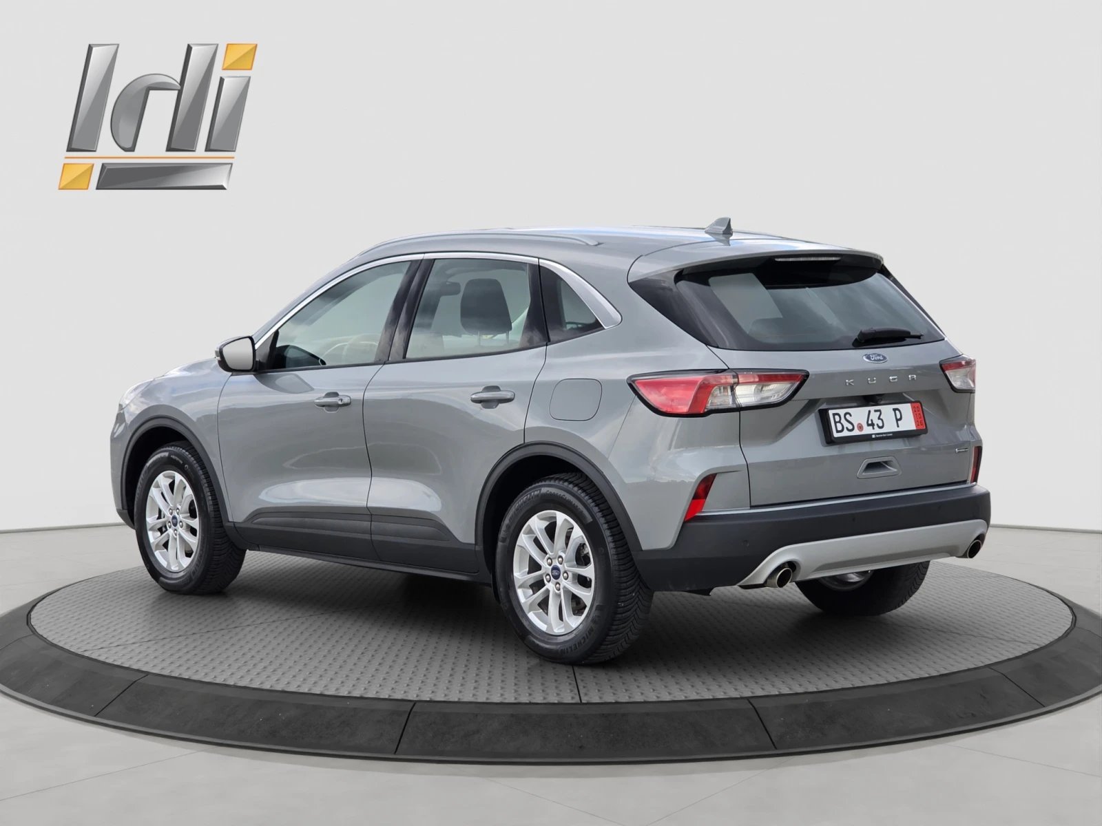 Ford Kuga 2.5 Hybrid AWD, снимка 4 - Автомобили и джипове - 56326077