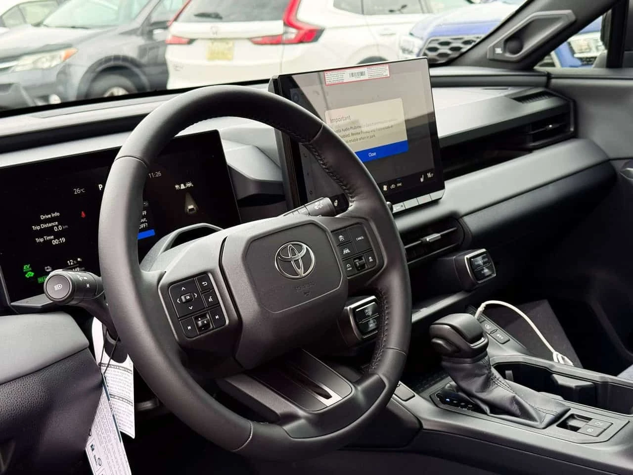 Toyota Rav4 XSE Plug in hybrid / Carfax / ����������  | Mobile.bg � ����������� 13
