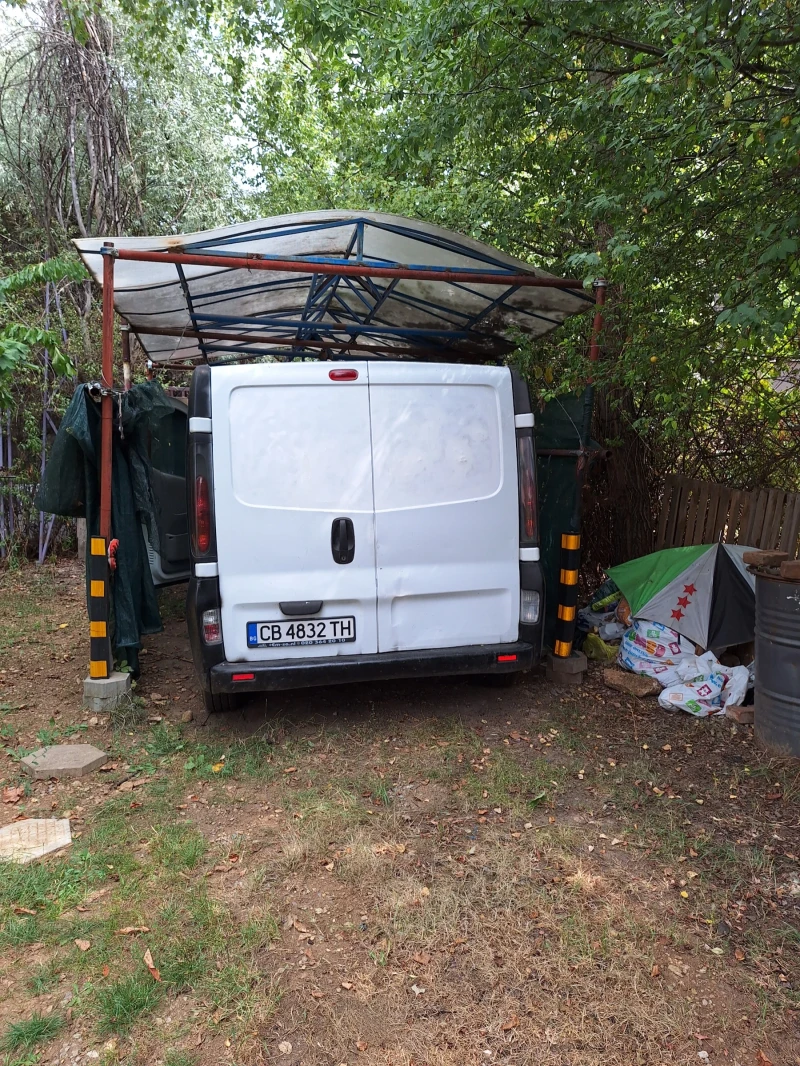 Opel Vivaro, снимка 4 - Бусове и автобуси - 52645501