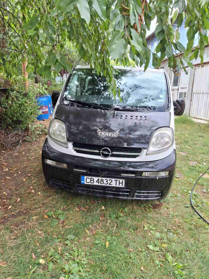 Opel Vivaro, снимка 14 - Бусове и автобуси - 52645501