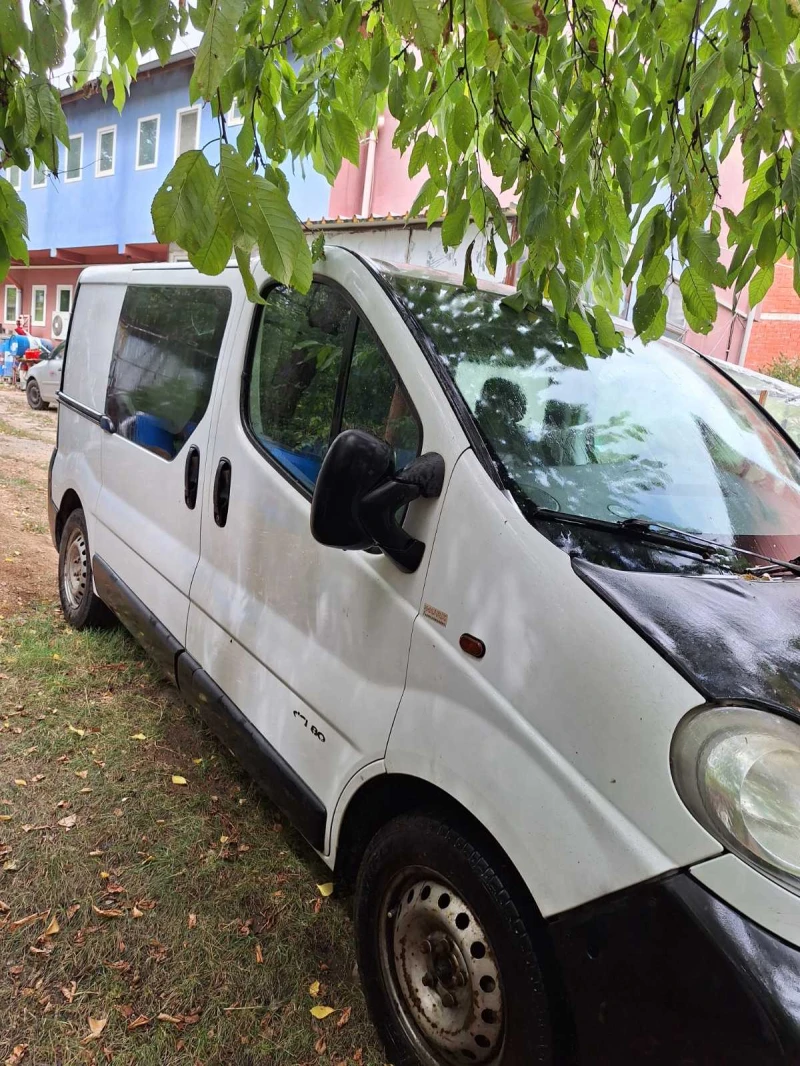 Opel Vivaro, снимка 13 - Бусове и автобуси - 52645501