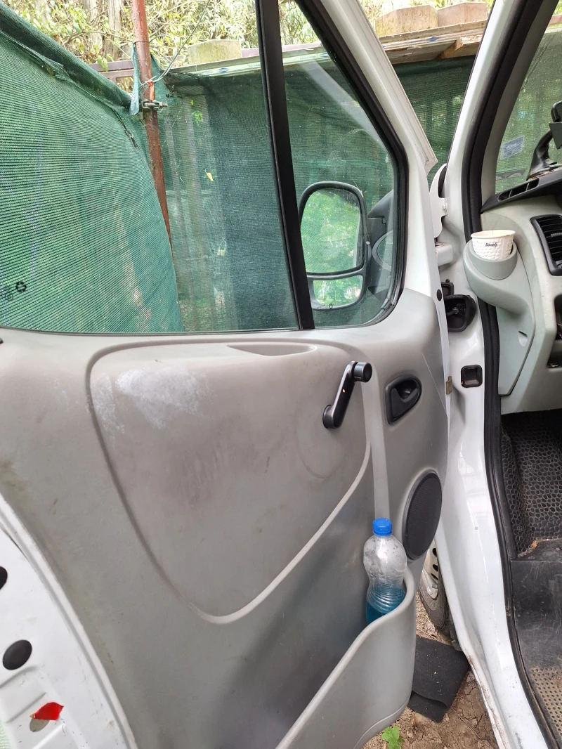 Opel Vivaro, снимка 2 - Бусове и автобуси - 52645501