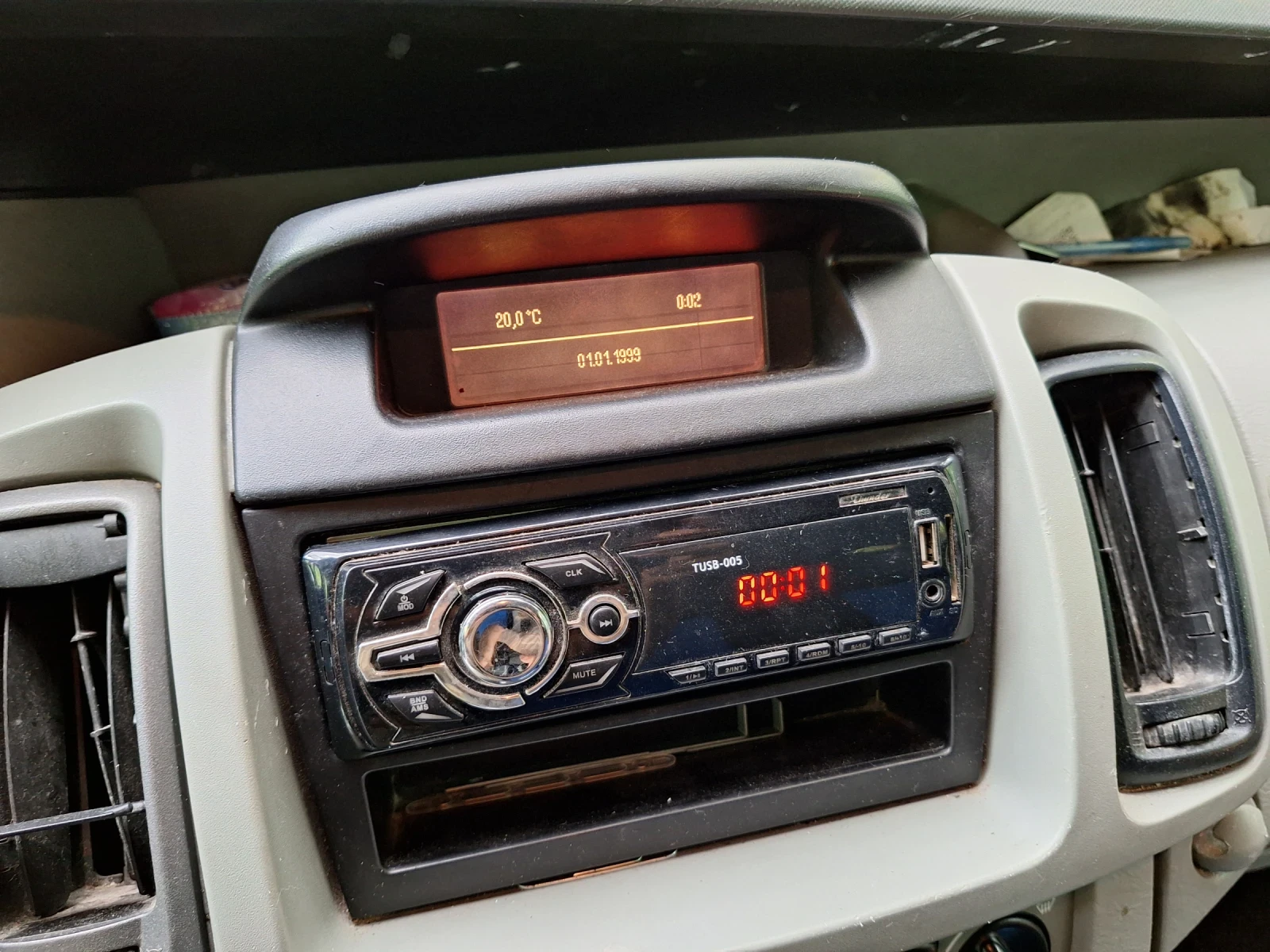 Opel Vivaro  - изображение 5