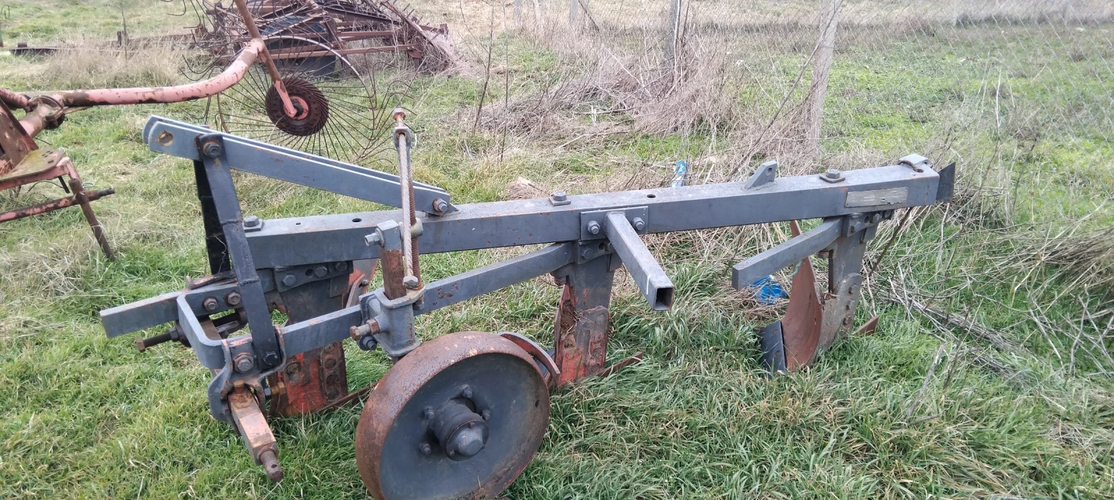 ���� 3?35 | Mobile.bg � ����������� 3