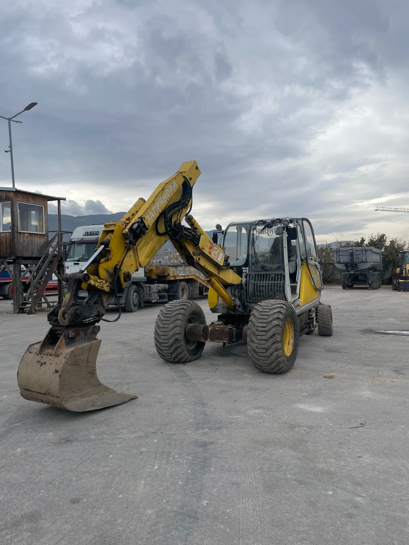  Menzi Muck A81  | Mobile.bg   1