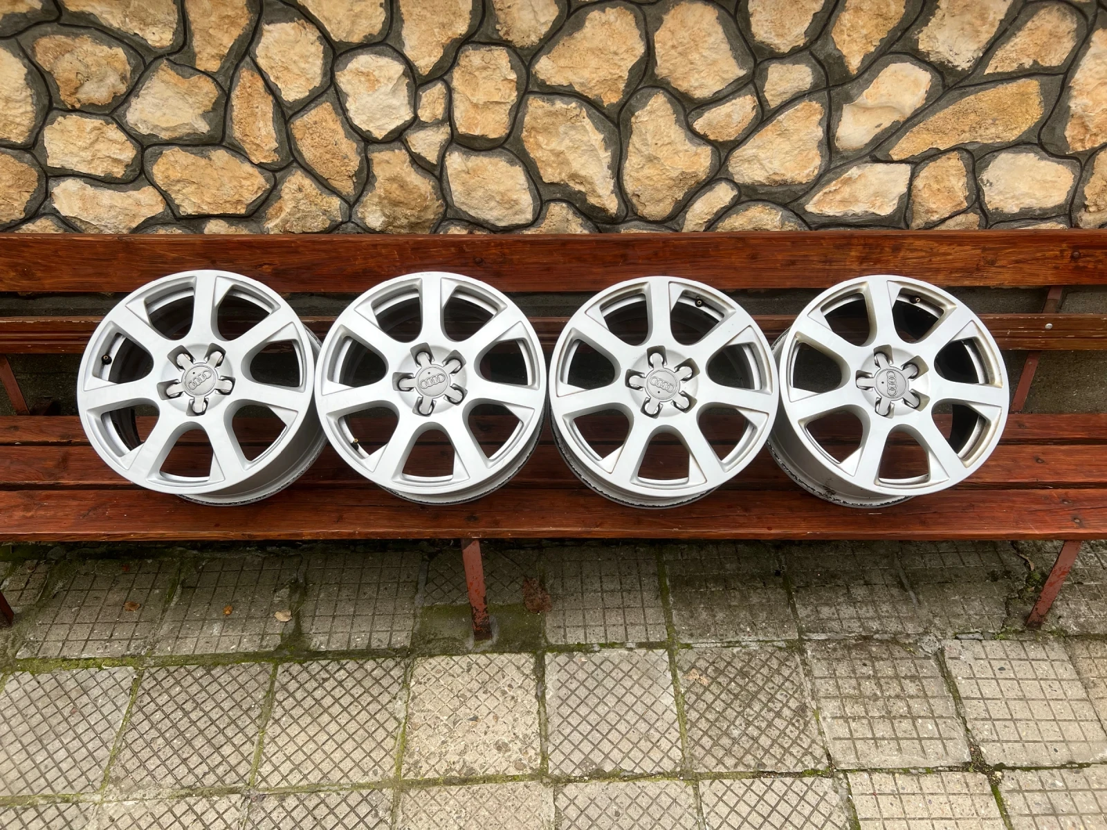 ������ | Mobile.bg � ����������� 6