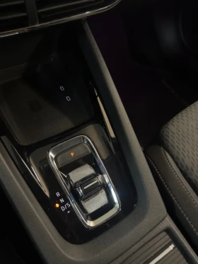 Skoda Octavia 2.0 150/DSG/MATRIX/FULL/Обслужен двигател, снимка 15
