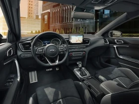 Kia Ceed GT Line 1.5 Бензин Автомат, снимка 9