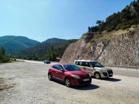 Renault Megane - 3200 € / 6258.66 лв. - 59758469 2
