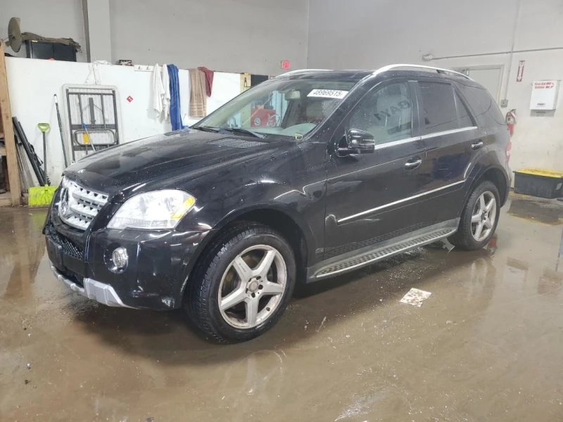 Mercedes-Benz ML 550, снимка 1 - Автомобили и джипове - 49564867