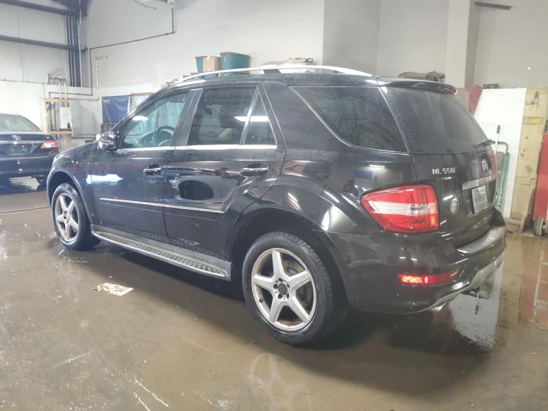 Mercedes-Benz ML 550, снимка 2 - Автомобили и джипове - 49564867