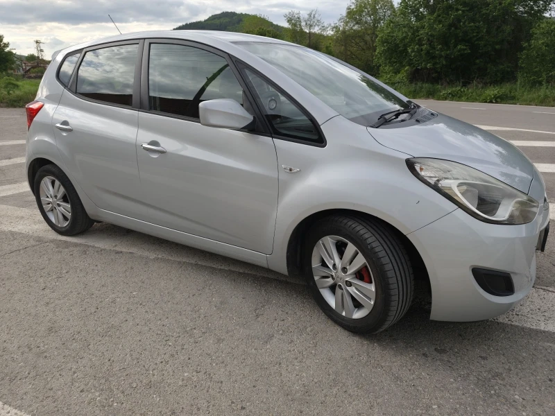 Hyundai Ix20, снимка 4 - Автомобили и джипове - 52233489